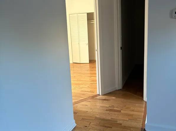 178 Orient Street image 6 of 9