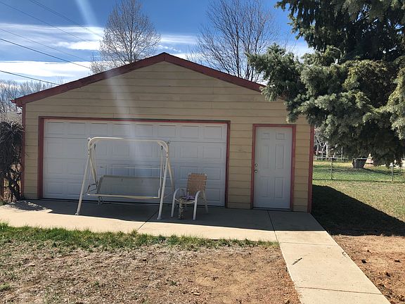 Oversized detached garage
