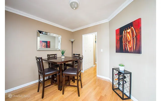 Sold by Douglas Elliman | media 21