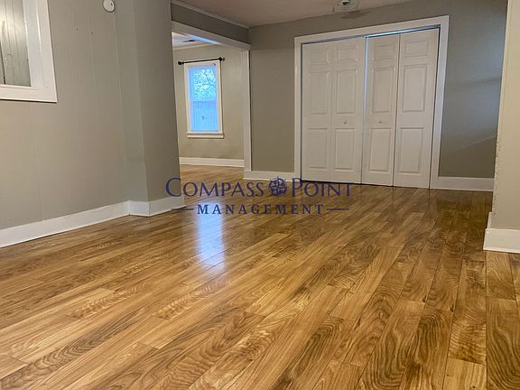 4th image of 120 Ashton Dr
