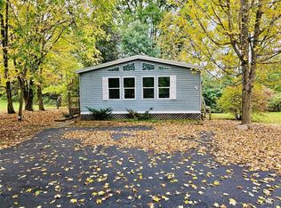 19 Lower Ln, Weedsport, NY 13166