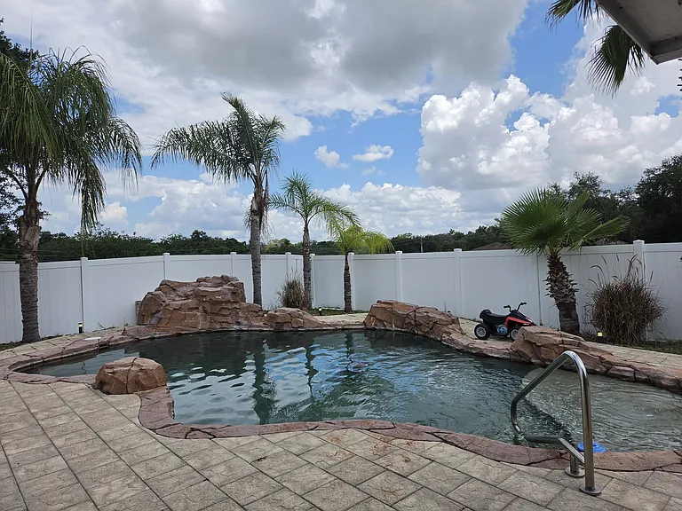 2215 Kingscrest Cir — Photo 16