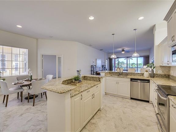 3rd image of 8540 Via Lungomare Cir Unit 204