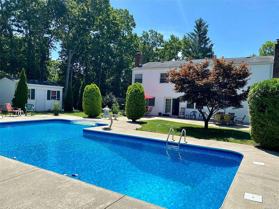 1st image of 7 Samuels Ln