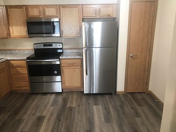 5th image of 1231 N Dakota Ave #6