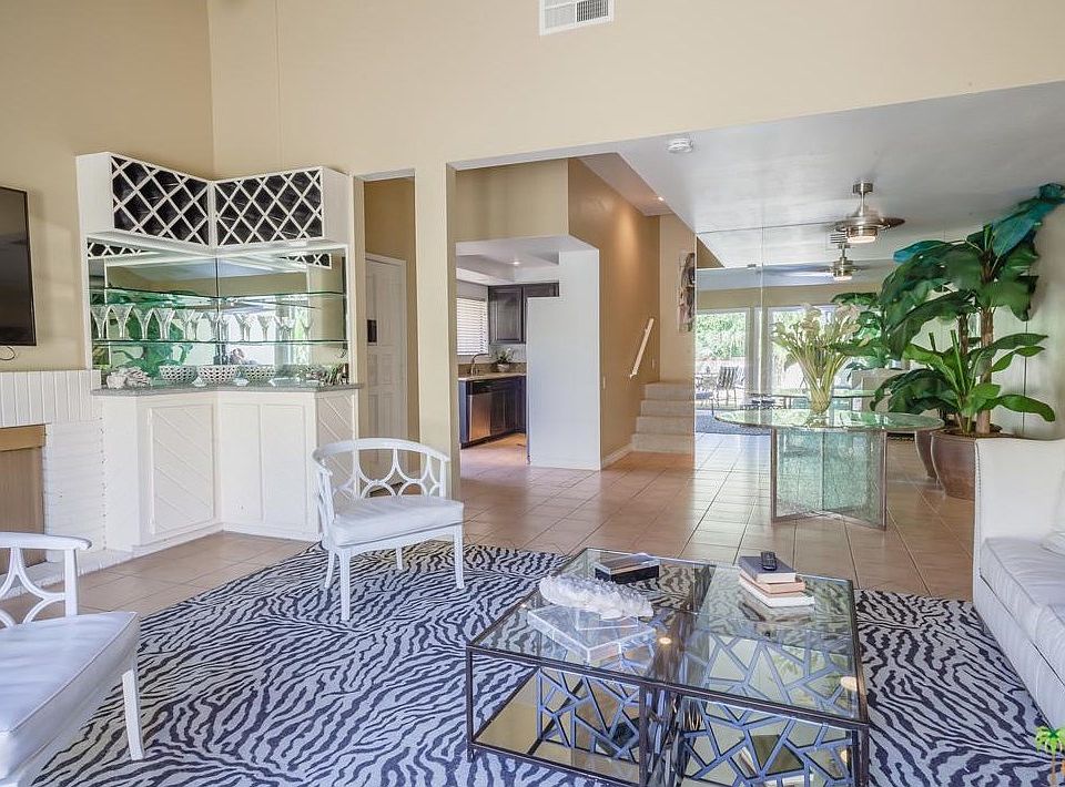 1st image of 2600 S Palm Canyon Dr