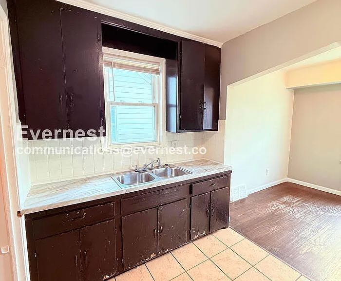 8270 Trinity St — Photo 4