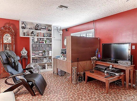 5th image of 12724 League St