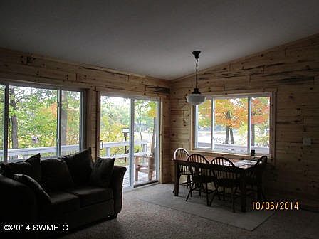 3rd image of 18686 Lawrence Dr