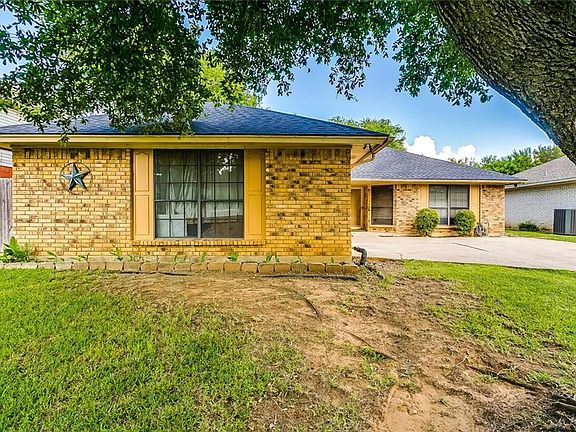 2nd image of 7709 Pampas Dr