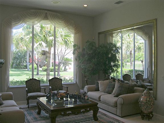 3rd image of 4061 Laurel Estates Way