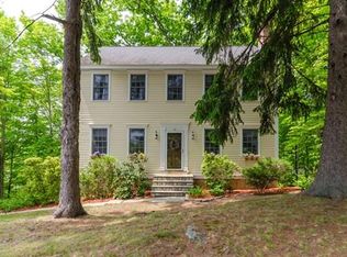48 Cedar St, Amesbury, MA 01913