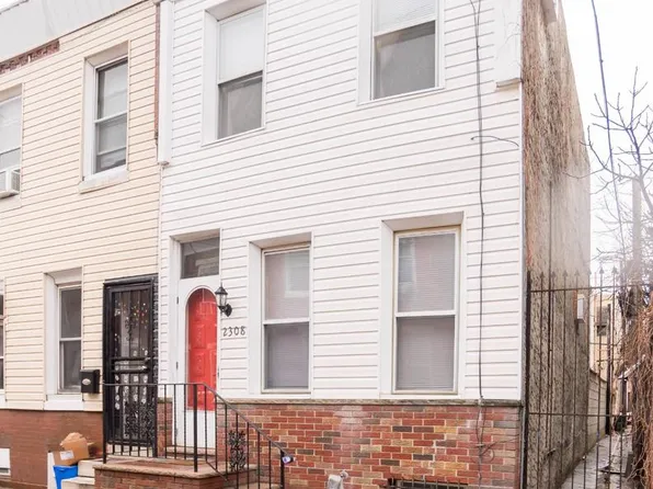 2308 S Hutchinson St, Philadelphia, PA 19148
