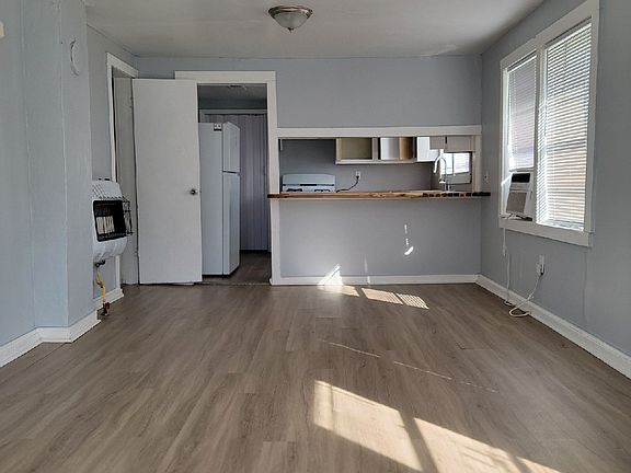 2nd image of 1310 Elizabeth Ave