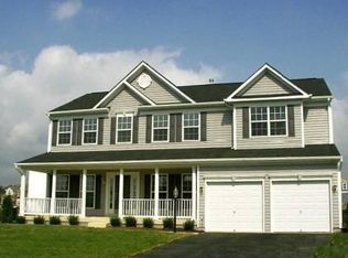 405 Autumn Chase Ct, Purcellville, VA 20132