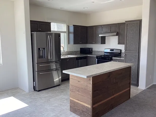 2446 Lugar Hermoso Ct — Photo 6