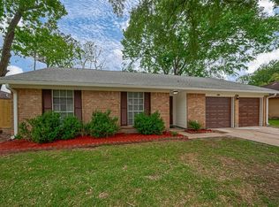 1612 Sleepy Hollow Dr, Pearland, TX 77581