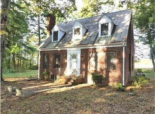 153 Barnesville Hwy, Wylliesburg, VA 23976