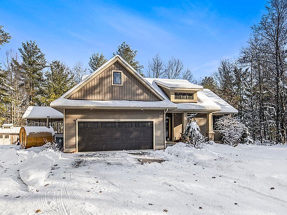 2nd image of 12985 Hamilton Hills Dr NE