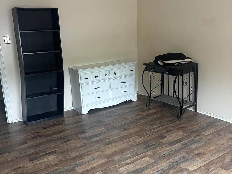 1312 Dulles Dr #D — Photo 14