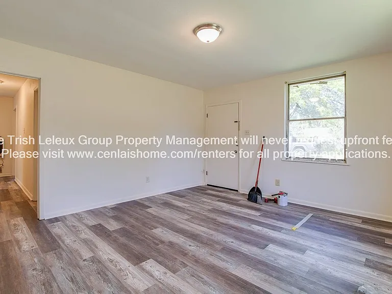 506 23rd St — Photo 3
