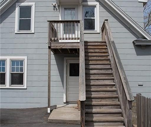 2nd image of 457 Carolina Back Rd #B