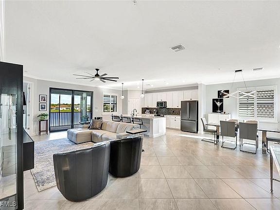 5th image of 12016 Hawthorn Lake Dr #202
