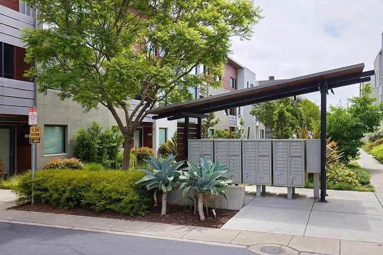 604 Palisade Dr — Photo 13
