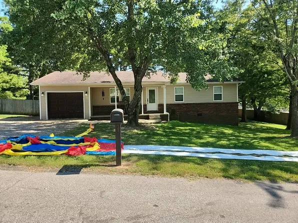 15488 Arrowhead Ln, Dexter, MO 63841