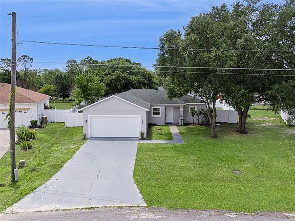 4th image of 20 Coventry Ct