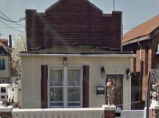 2749 Laconia Ave, Bronx, NY 10469