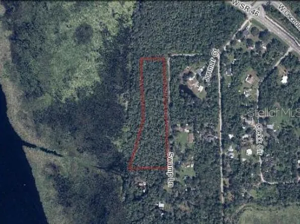 1288 Swamp Ln, Geneva, FL 32732