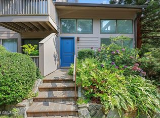 1465 E Putnam Ave APT 106, Greenwich, CT 06870