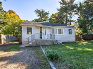 120 Dogwood Rd, Mastic Beach, NY 11951