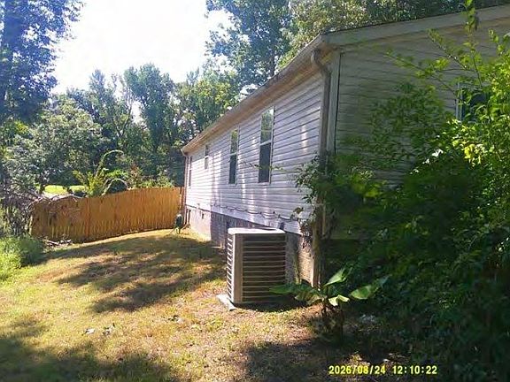 4th image of 1029 Faulkner Rd