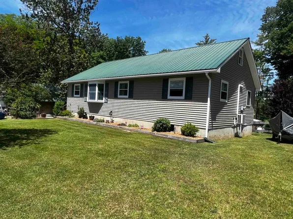 115 Circular Avenue, Wallingford, VT 05773