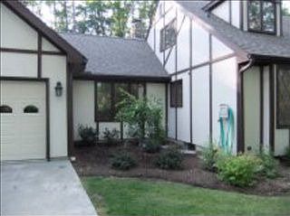 2nd image of 22 Overbrook Dr