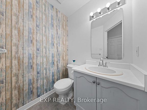5th image of 40 Bishops Mills Way