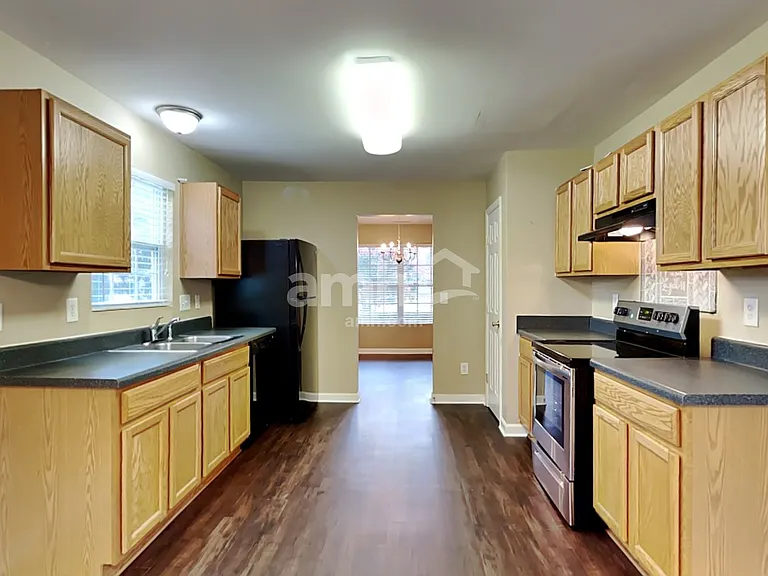 3405 Rocket Ct — Photo 3