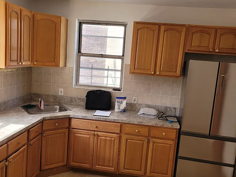 118 Rockwood St #3 — Photo 3