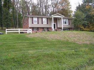 670 Fallen Timber, Elizabeth, PA 15037