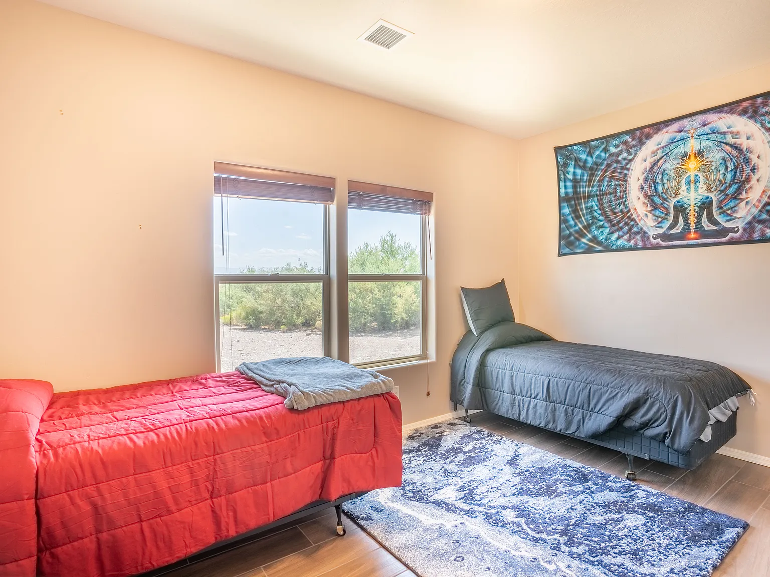 2 bed, 1800 sqft, $2,600 — Photo 4