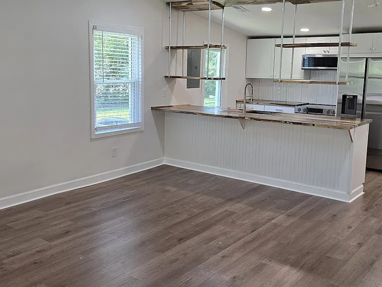 3609 Earhart Rd — Photo 5