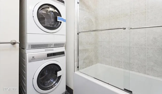 Rented by Citi Habitats | media 17