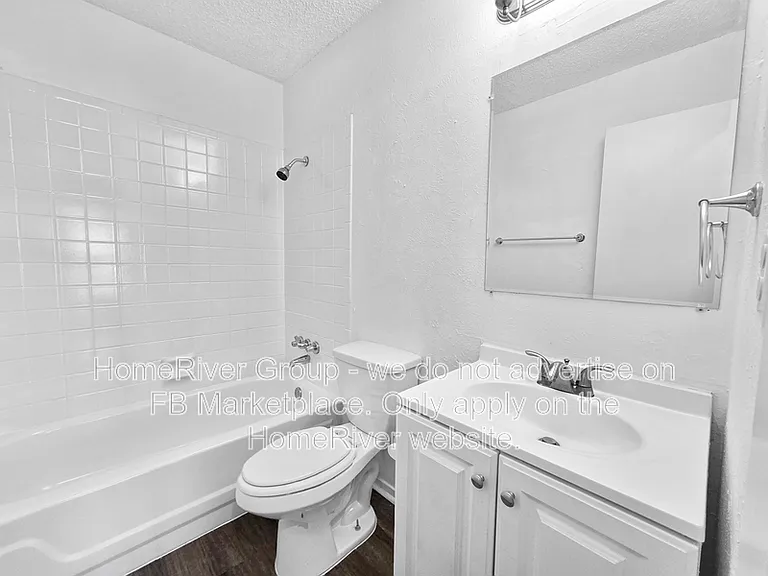 7453 Darien St — Photo 17