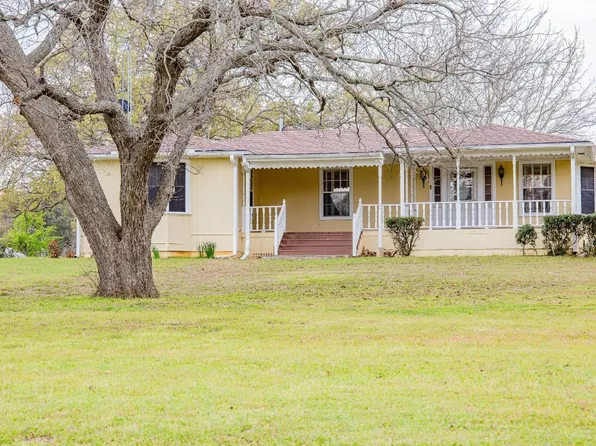 19232 W Fm 922, Forestburg, TX 76239