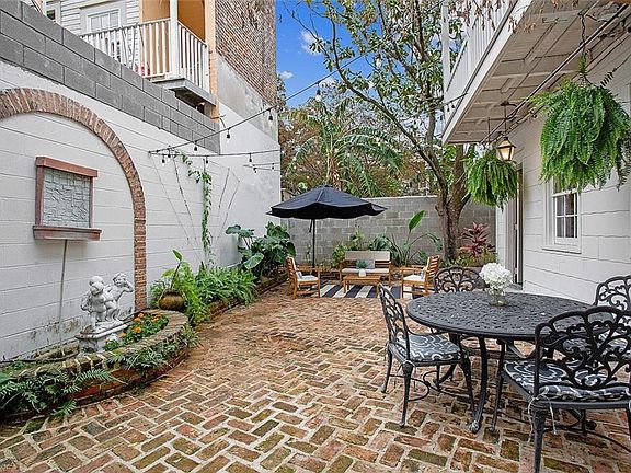 2nd image of 1416 Bourbon St APT 3