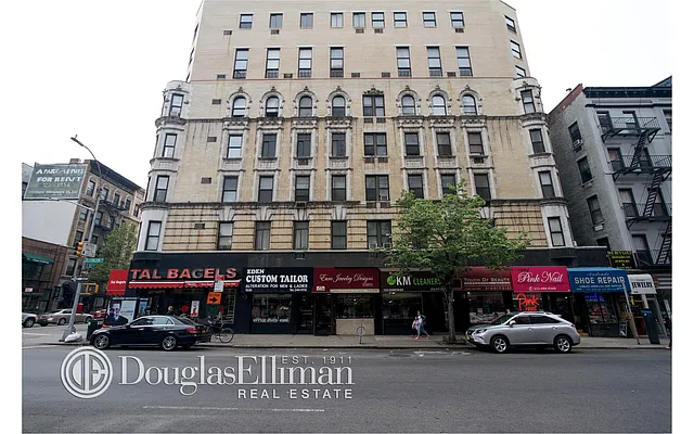 Rented by Douglas Elliman | media 32