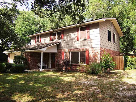 4th image of 218 Strickland Pl