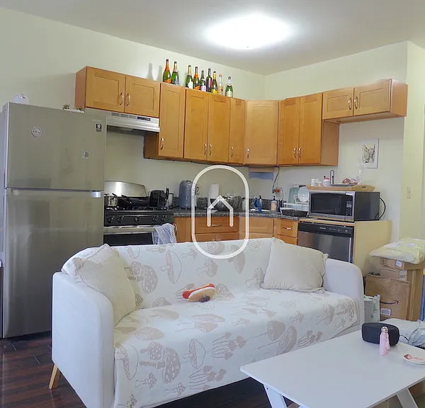 6 Wigglesworth St — Photo 5